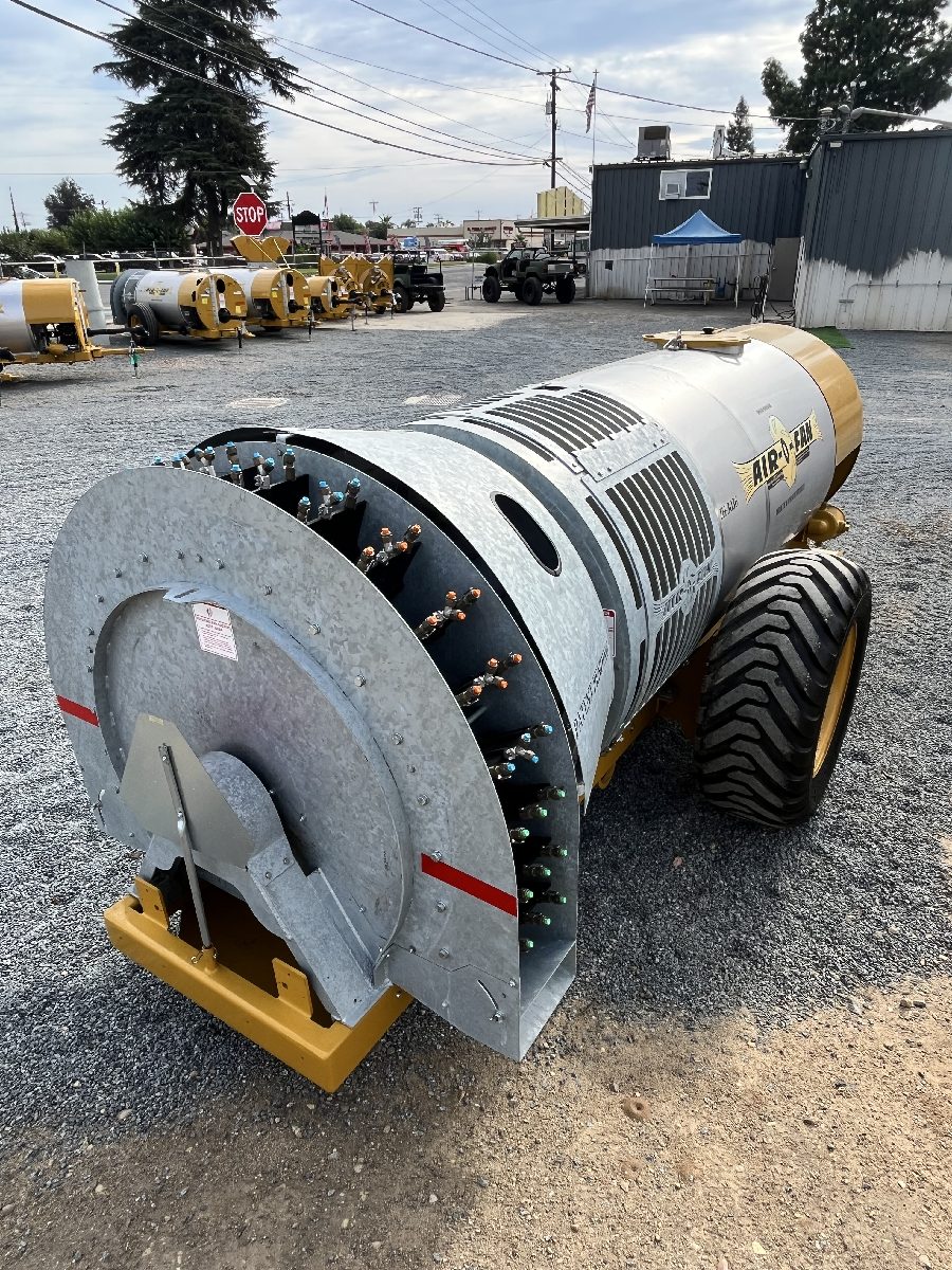 GB2-32 500 GAL TWIN-FAN SPRYR