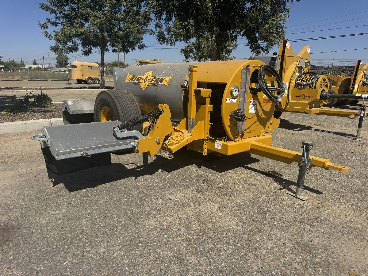 300 GALLON PTO DRIVE HERBICIDE