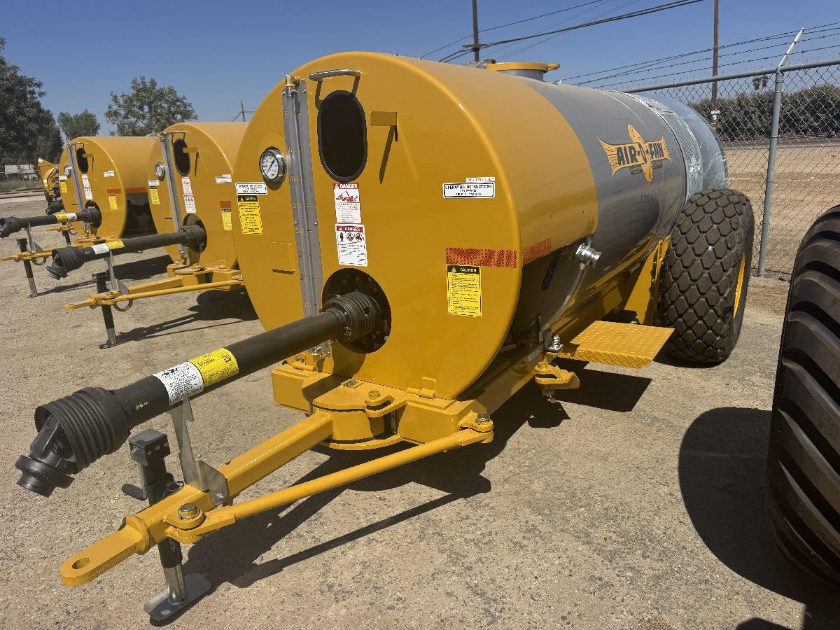 GB2-32 500 GAL TWIN-FAN SPRYR
